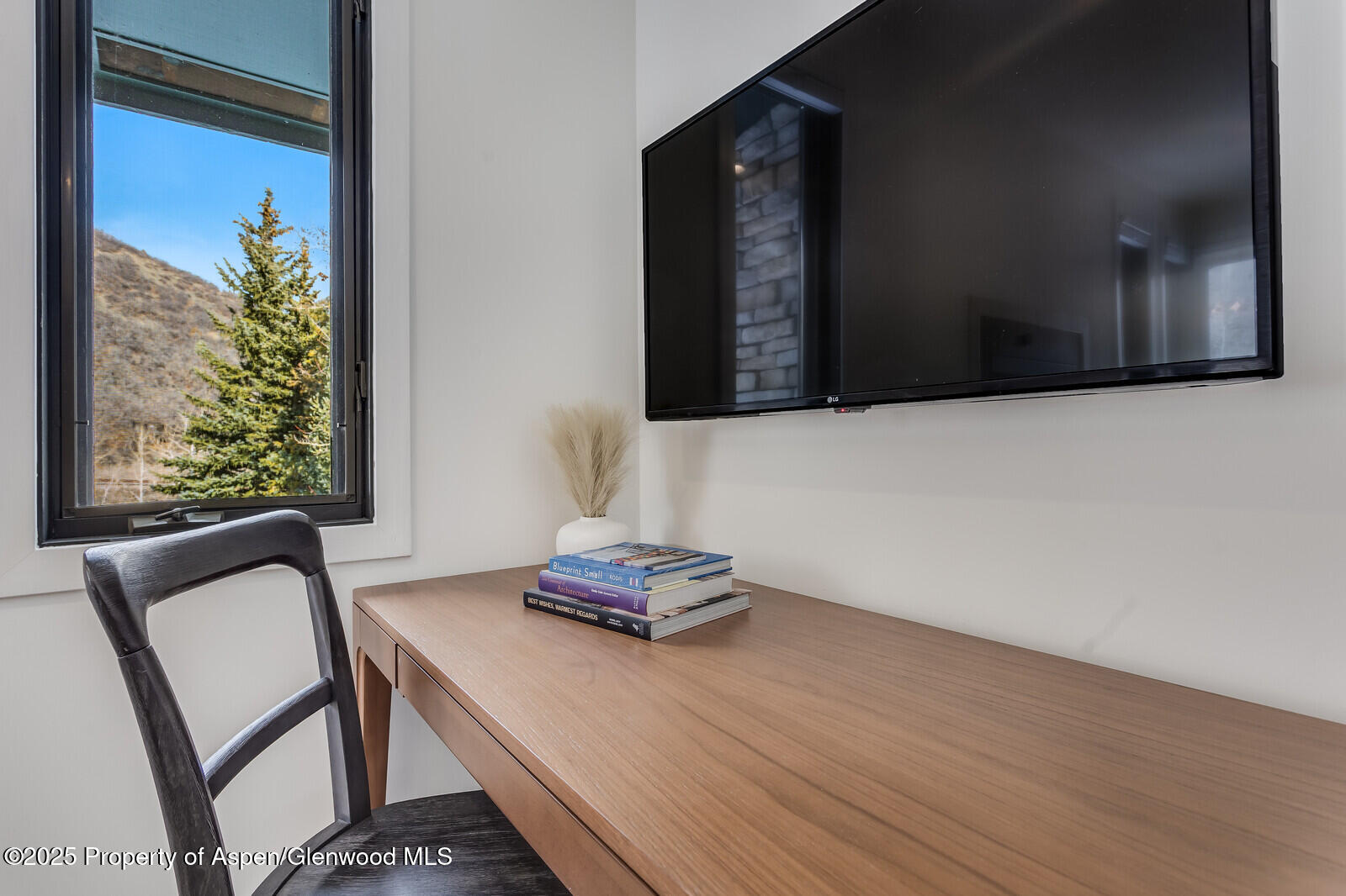 135 Carriage Way, Unit 5 Snowmass Village, CO 81615 - Photo 46 of 59 51_135_Carriage_Way_5052_mls