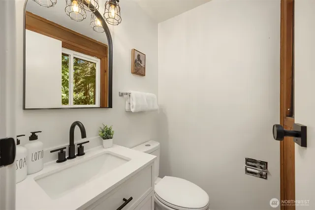 $878,750 | 5836 Battle Point Drive Northeast, Bainbridge Island, WA 98110