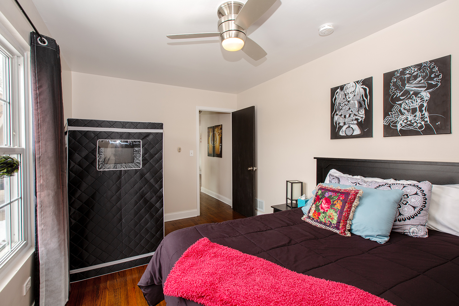 443 Danielle Road Matteson, IL 60443 - Photo 17 of 31 a bedroom with a bed and wooden floor