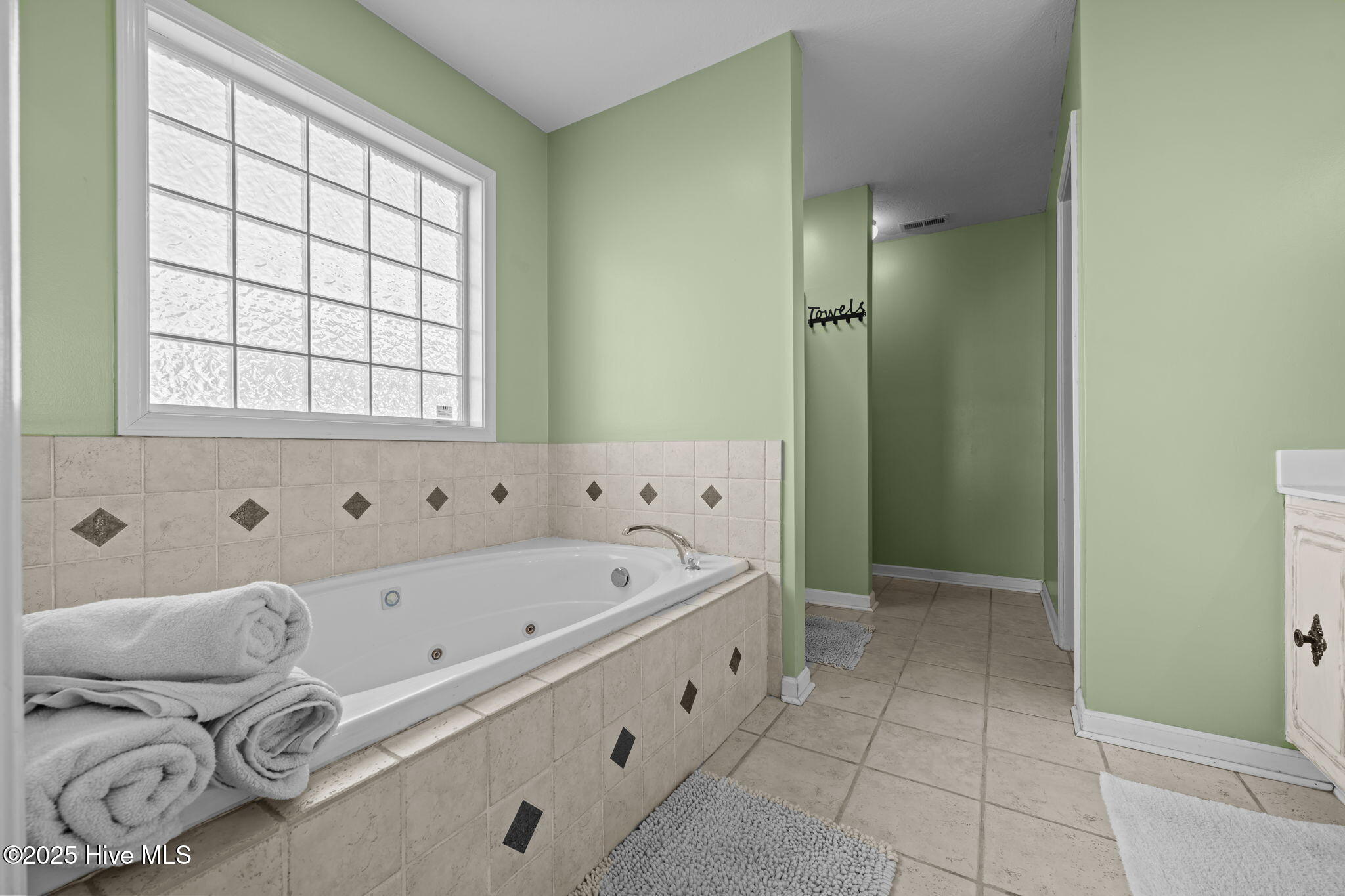 155 MacDonald Boulevard Havelock, NC 28532 - Photo 25 of 36 jetted tub