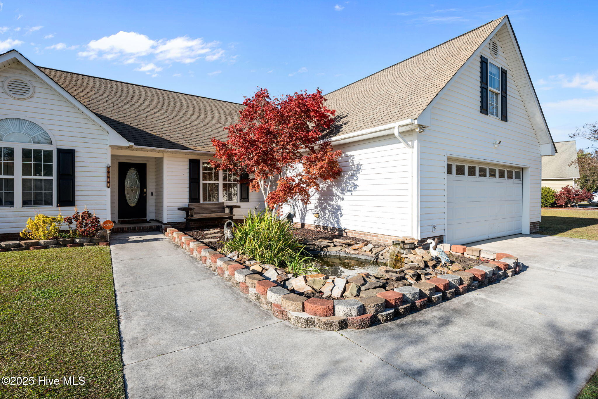 155 MacDonald Boulevard Havelock, NC 28532 - Photo 3 of 36 front of house/ pond