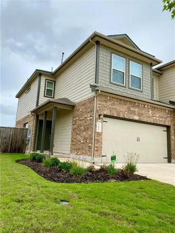 $2,100 | 189 Andross Lane, Bastrop, TX 78602