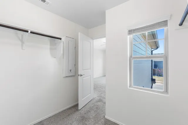 $1,949 | 189 Andross Lane, Bastrop, TX 78602