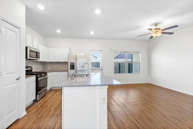 $1,949 | 189 Andross Lane, Bastrop, TX 78602