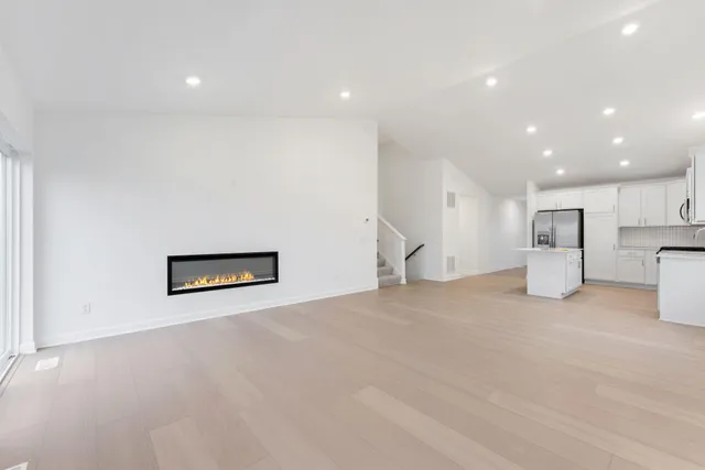 $377,520 | 5185 87th Street Northeast, Monticello, MN 55362