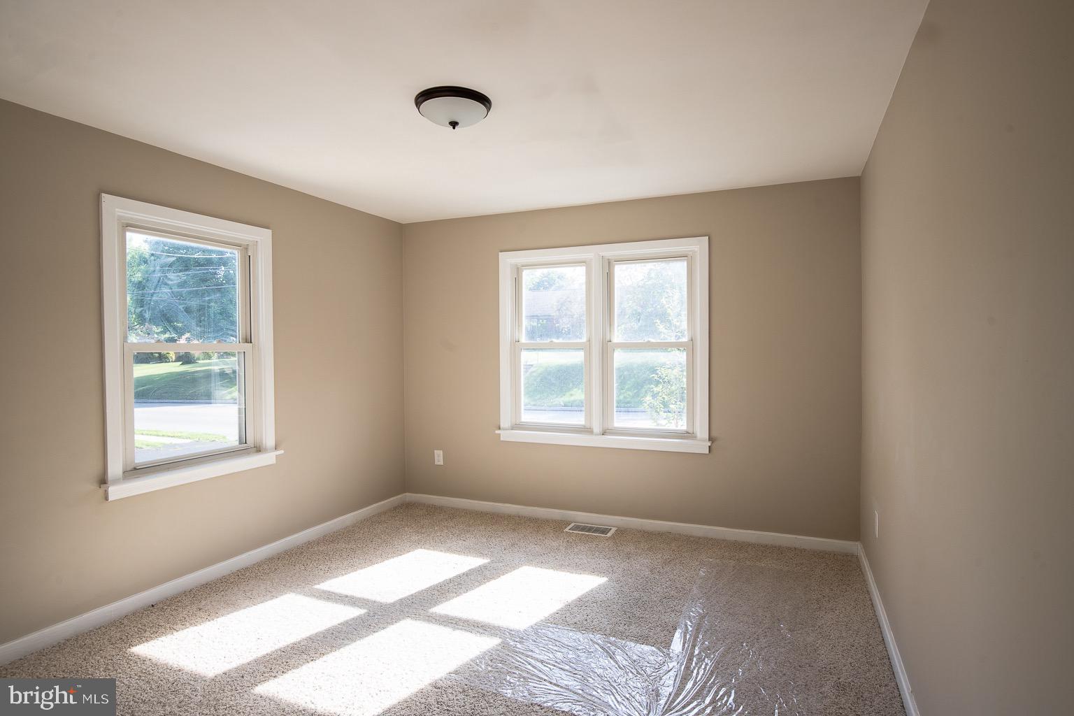 116 Center Street Hanover, PA 17331 - Photo 11 of 17 Gallery Image 11
