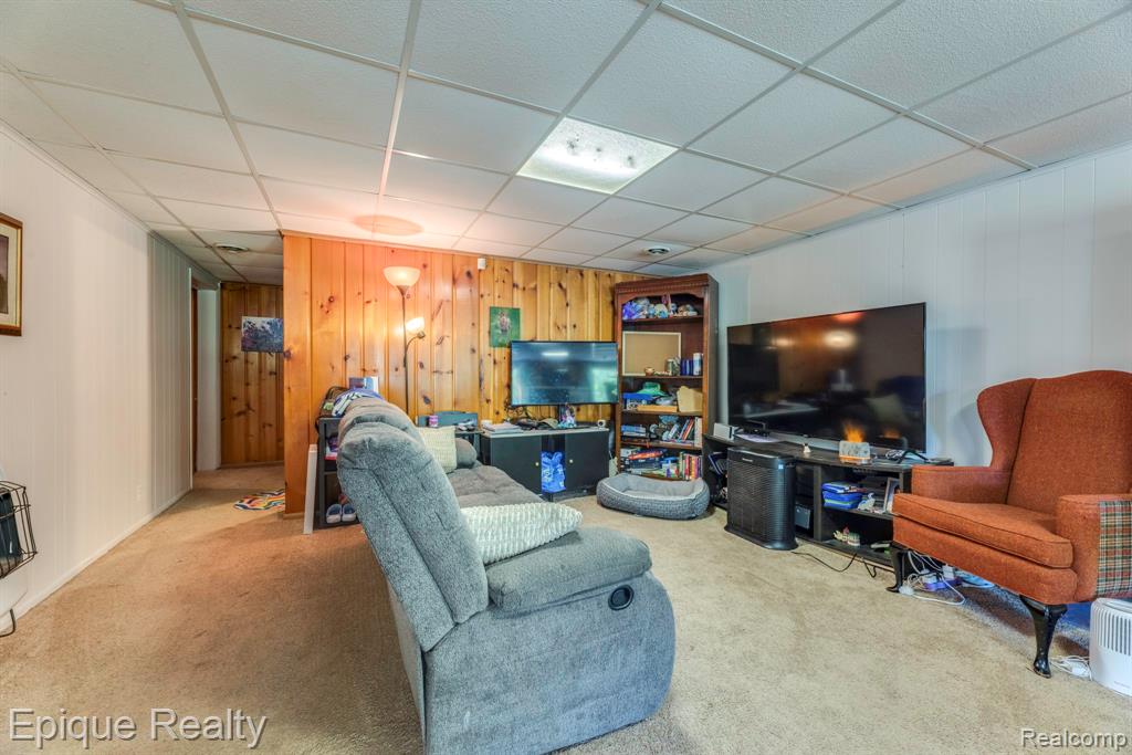 3750 Parker Road Fort Gratiot, MI 48059 - Photo 36 of 41