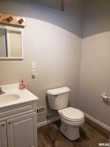 $1,795 | 1632 Monterey Court, Bettendorf, IA 52722