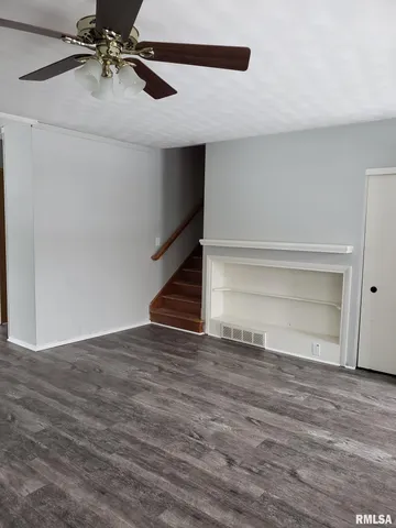 $1,795 | 1632 Monterey Court, Bettendorf, IA 52722