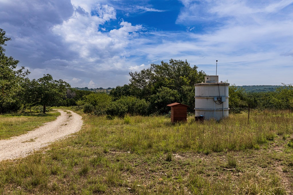 24894 Ranch Road 385 Harper, TX 78631 - Photo 26 of 30 Gallery Image 26