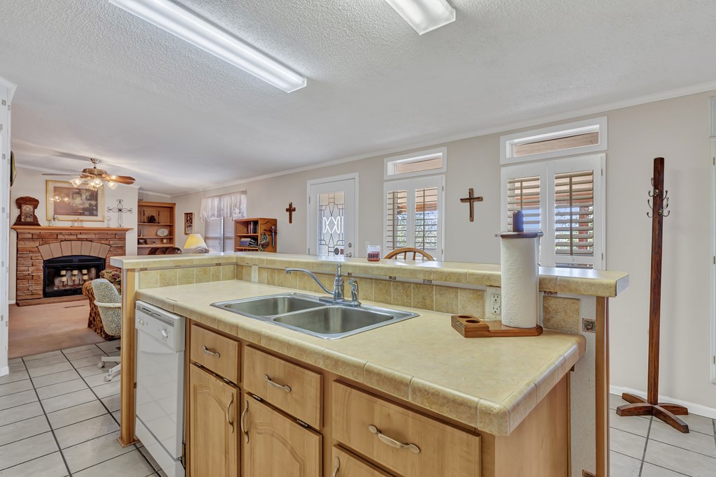 24894 Ranch Road 385 Harper, TX 78631 - Photo 7 of 30 Gallery Image 7