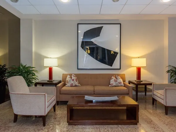 $2,500 | 44 Washington Street, Unit 703, Brookline, MA 02445