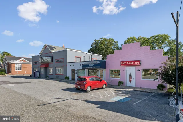 a car parked in front of a house