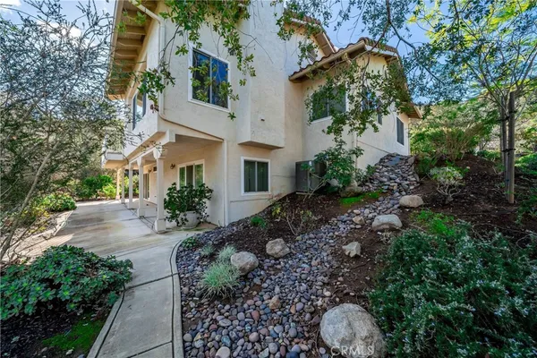 $795,000 | 4023 Pala Mesa Oaks Drive, Fallbrook, CA 92028