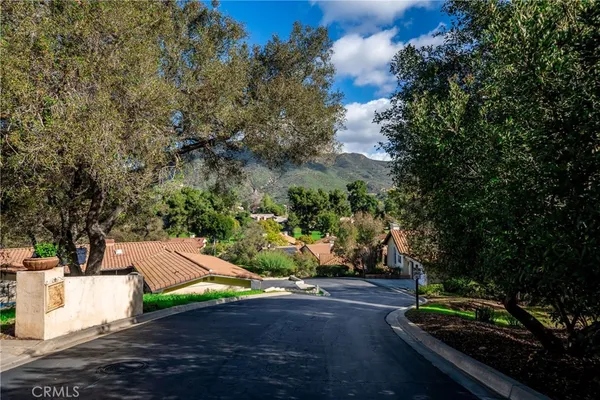 $795,000 | 4023 Pala Mesa Oaks Drive, Fallbrook, CA 92028