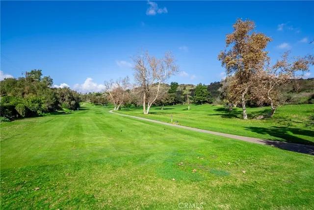 $795,000 | 4023 Pala Mesa Oaks Drive, Fallbrook, CA 92028