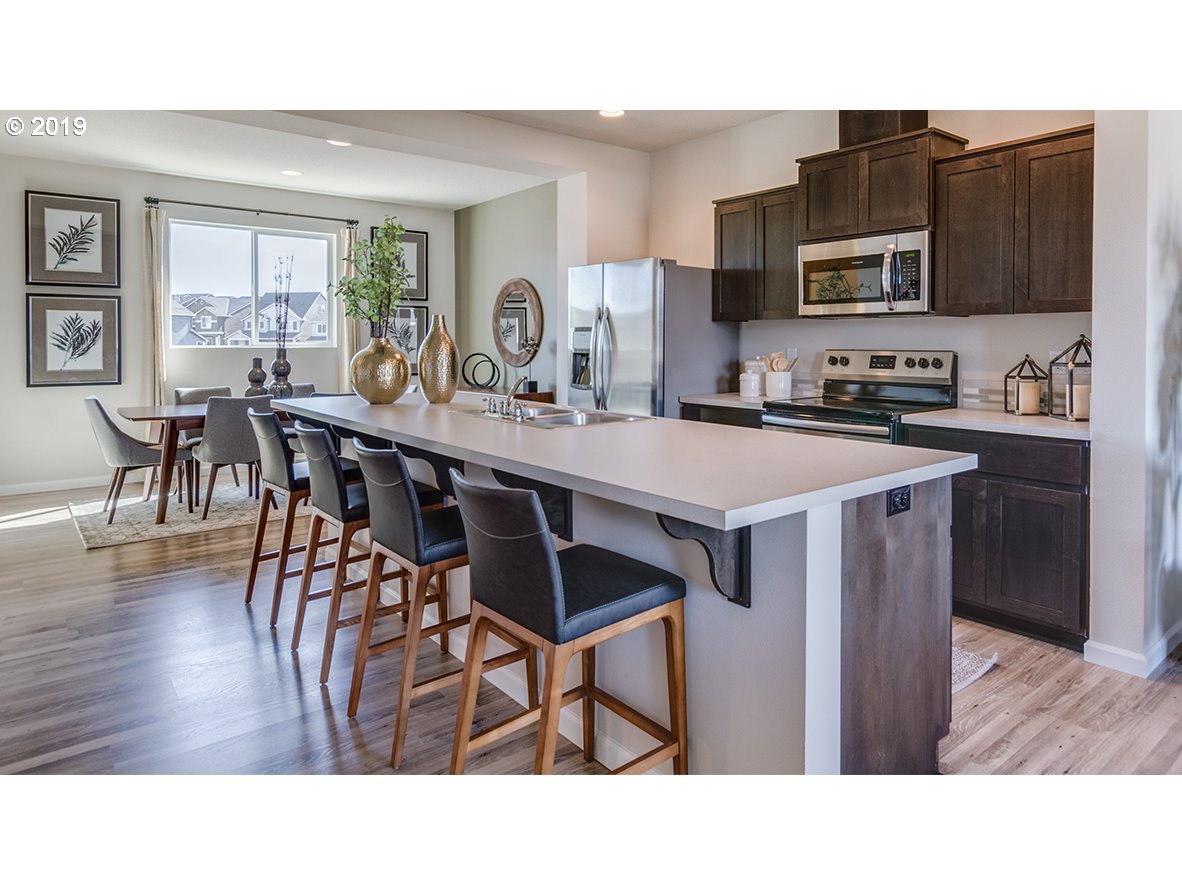 17307 Northwest Shackelford Road Portland, OR 97229 - Photo 8 of 24 Gallery Image 8