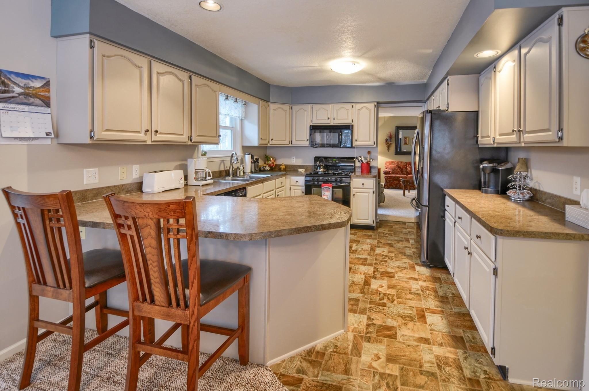 1329 Maple Grove Road Lapeer, MI 48446 - Photo 13 of 57 SD3_1688-HDR(5).jpg