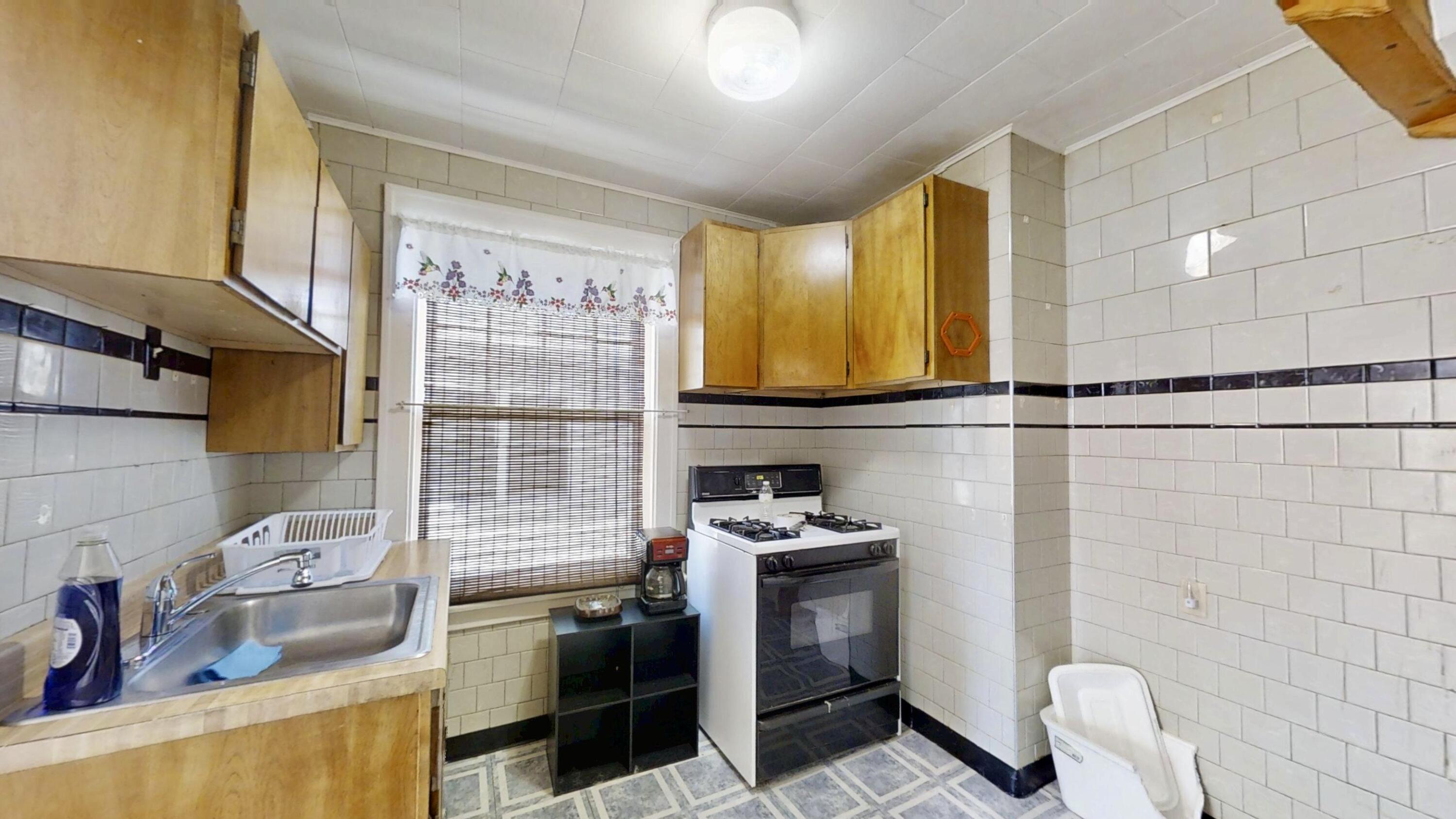 737 Cherry Street Hammond, IN 46324 - Photo 15 of 43 3000x1687