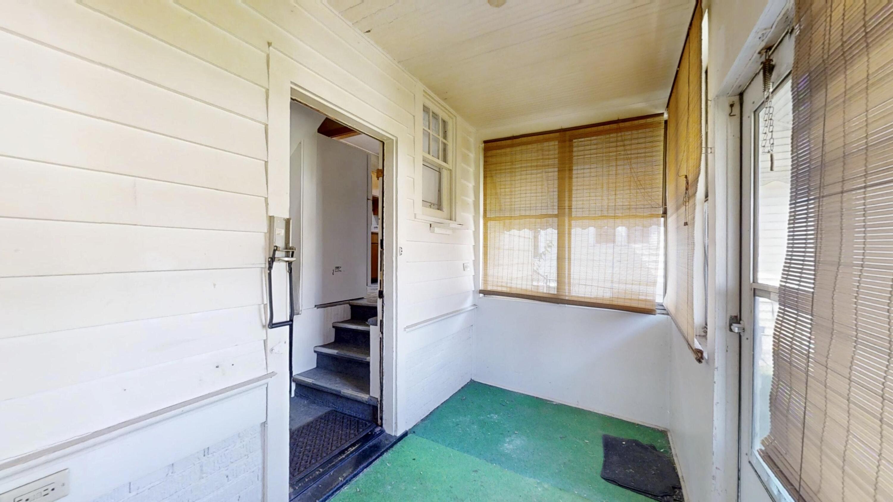 737 Cherry Street Hammond, IN 46324 - Photo 21 of 43 3000x1687