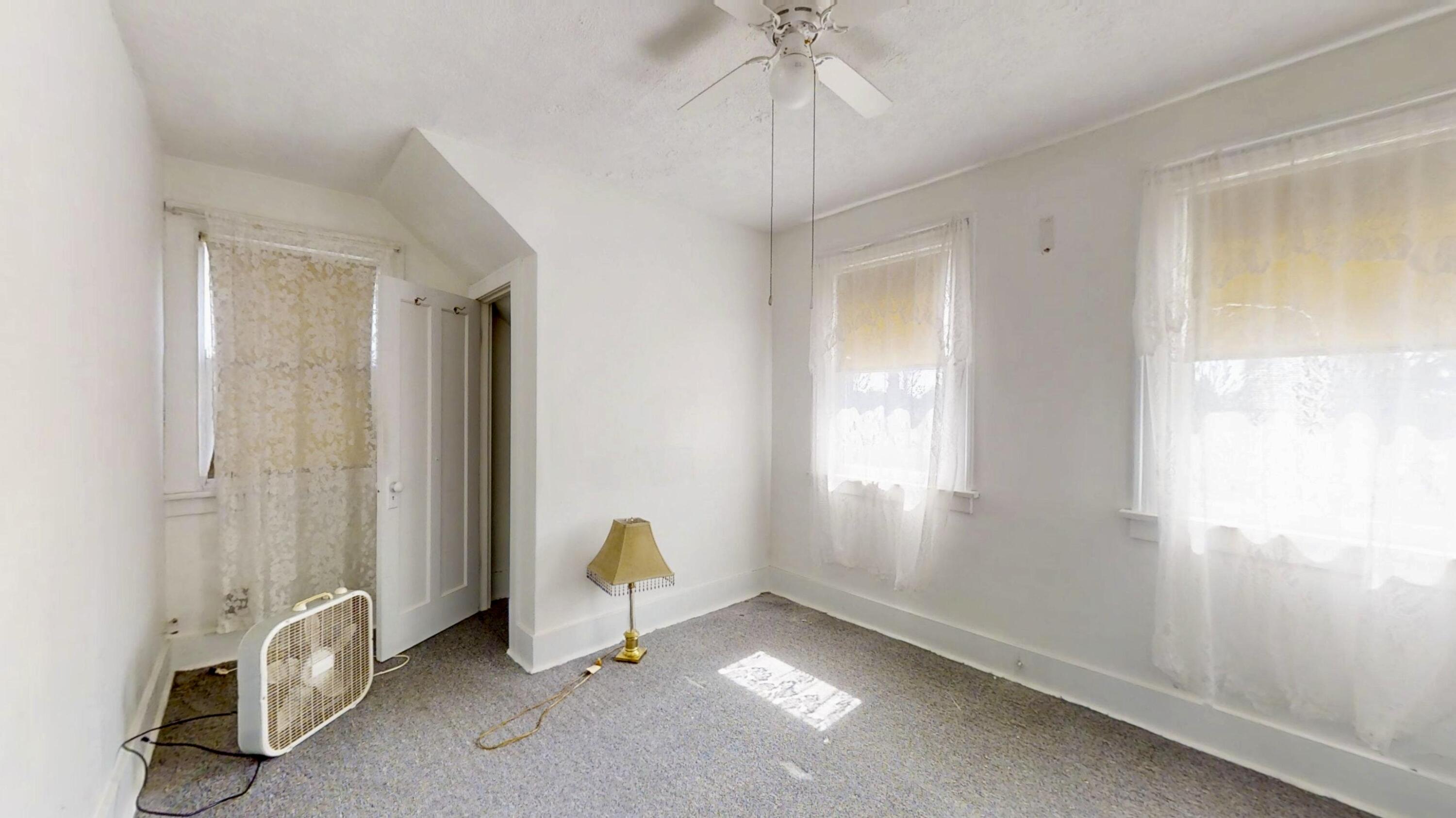 737 Cherry Street Hammond, IN 46324 - Photo 28 of 43 3000x1687