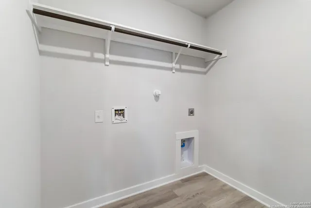 $330,282 | 5915 Willow Point Boulevard, San Antonio, TX 78220