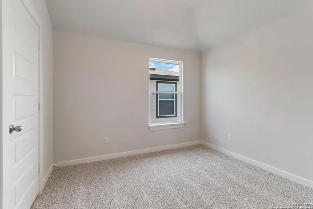 $330,282 | 5915 Willow Point Boulevard, San Antonio, TX 78220