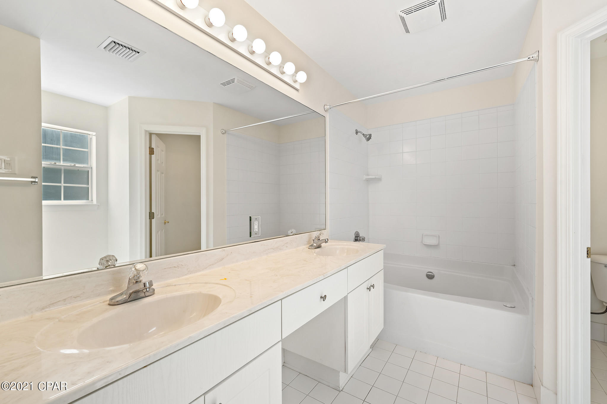 3453 Cherry Ridge Road Lynn Haven, FL 32444 - Photo 15 of 30 Gallery Image 15
