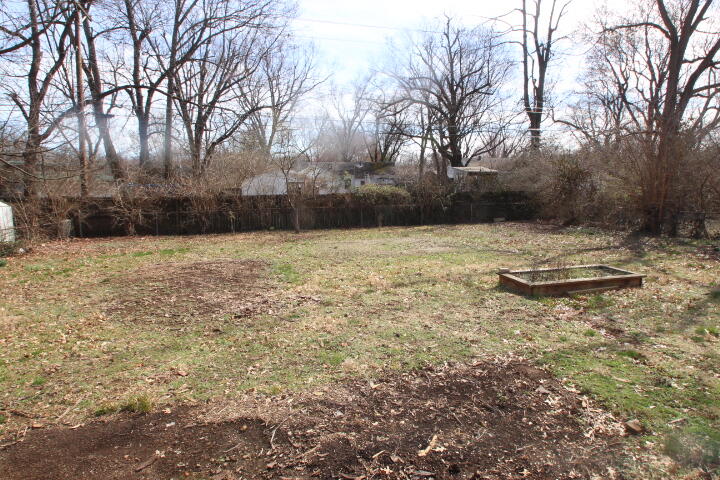 2316 Harrodsburg Road Lexington, KY 40503 - Photo 45 of 45 2316 backyard 1