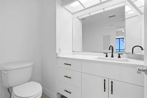 $1,524,900 | 1520 Gulf Boulevard, Unit 702, Clearwater Beach, FL 33767