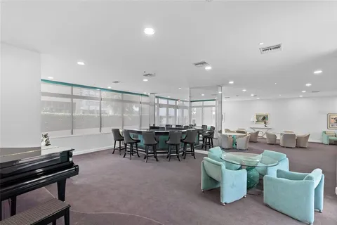 $1,524,900 | 1520 Gulf Boulevard, Unit 702, Clearwater Beach, FL 33767