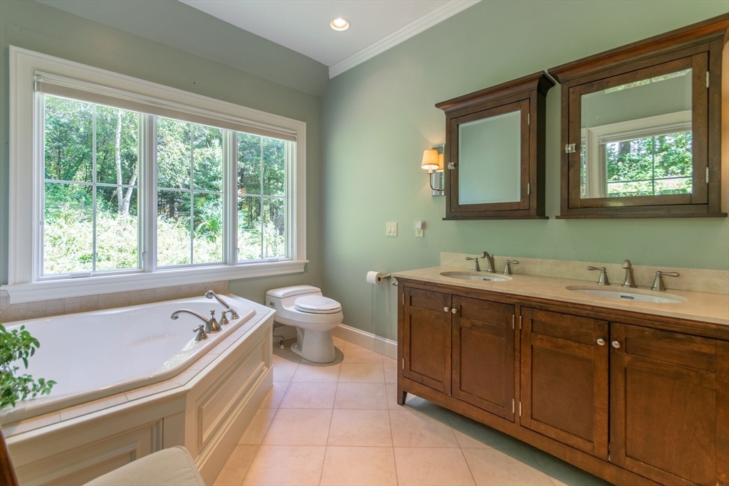 7 Western View Road Holyoke, MA 01040 - Photo 30 of 42