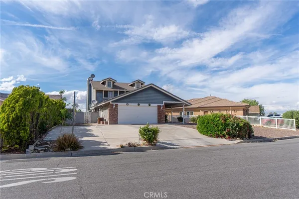 $449,900 | 13870 Evergreen Lane, Victorville, CA 92395