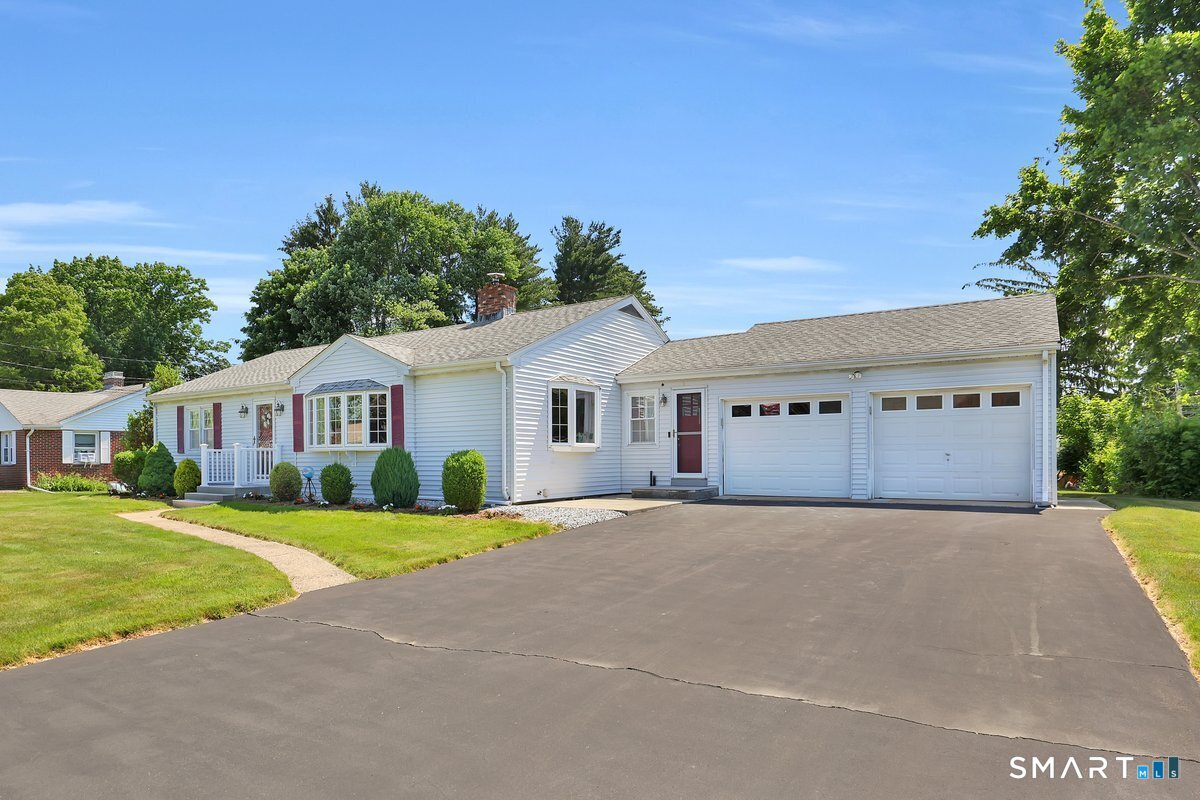 7 Alanby Drive Meriden, CT 06451 - Photo 2 of 34