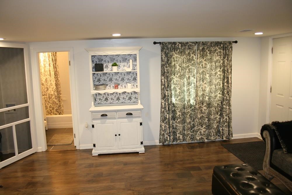 1869 Hampton Road Harrison, MI 48625 - Photo 5 of 12 Gallery Image 5