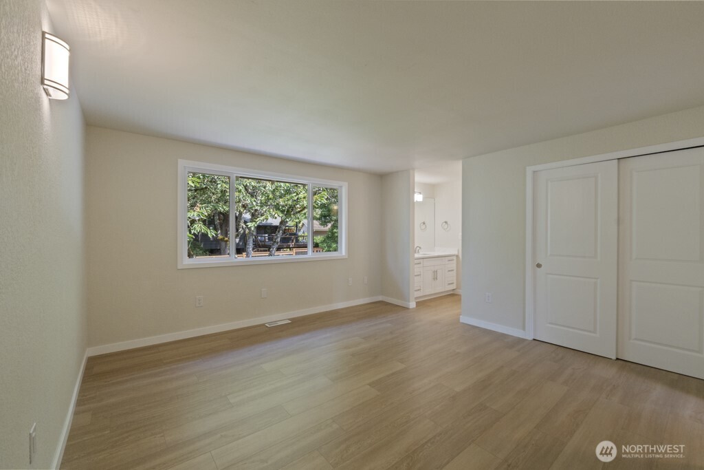 15526 Southeast 169th Street Renton, WA 98058 - Photo 16 of 38 Gallery Image 16