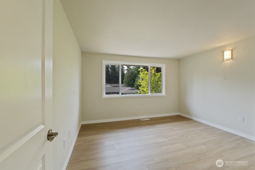 15526 Southeast 169th Street Renton, WA 98058 - Photo 22 of 38 Gallery Image 22
