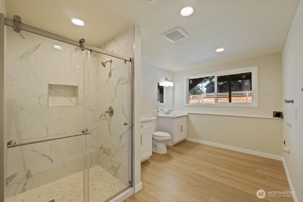 15526 Southeast 169th Street Renton, WA 98058 - Photo 28 of 38 Gallery Image 28
