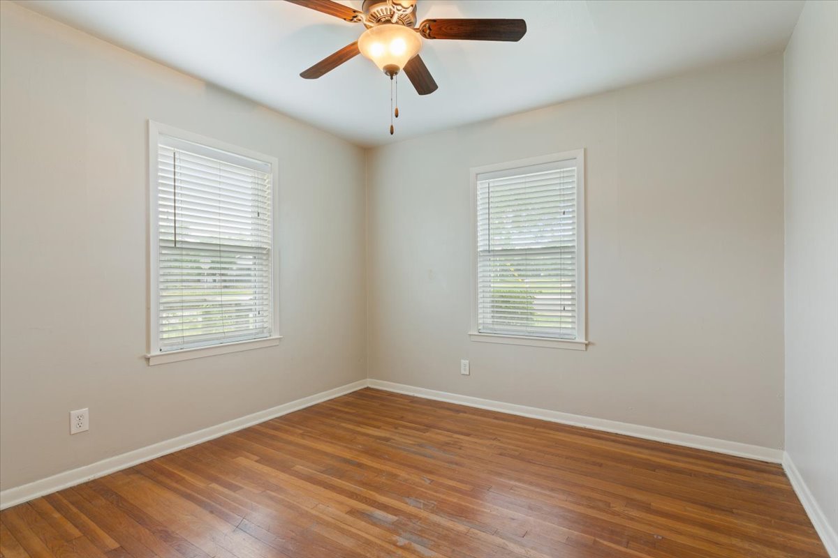 804 Ash Street Georgetown, TX 78626 - Photo 22 of 38