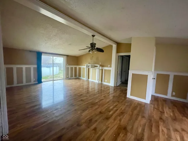 $160,000 | 4673 West Ridge Drive, Columbus, IN 47203