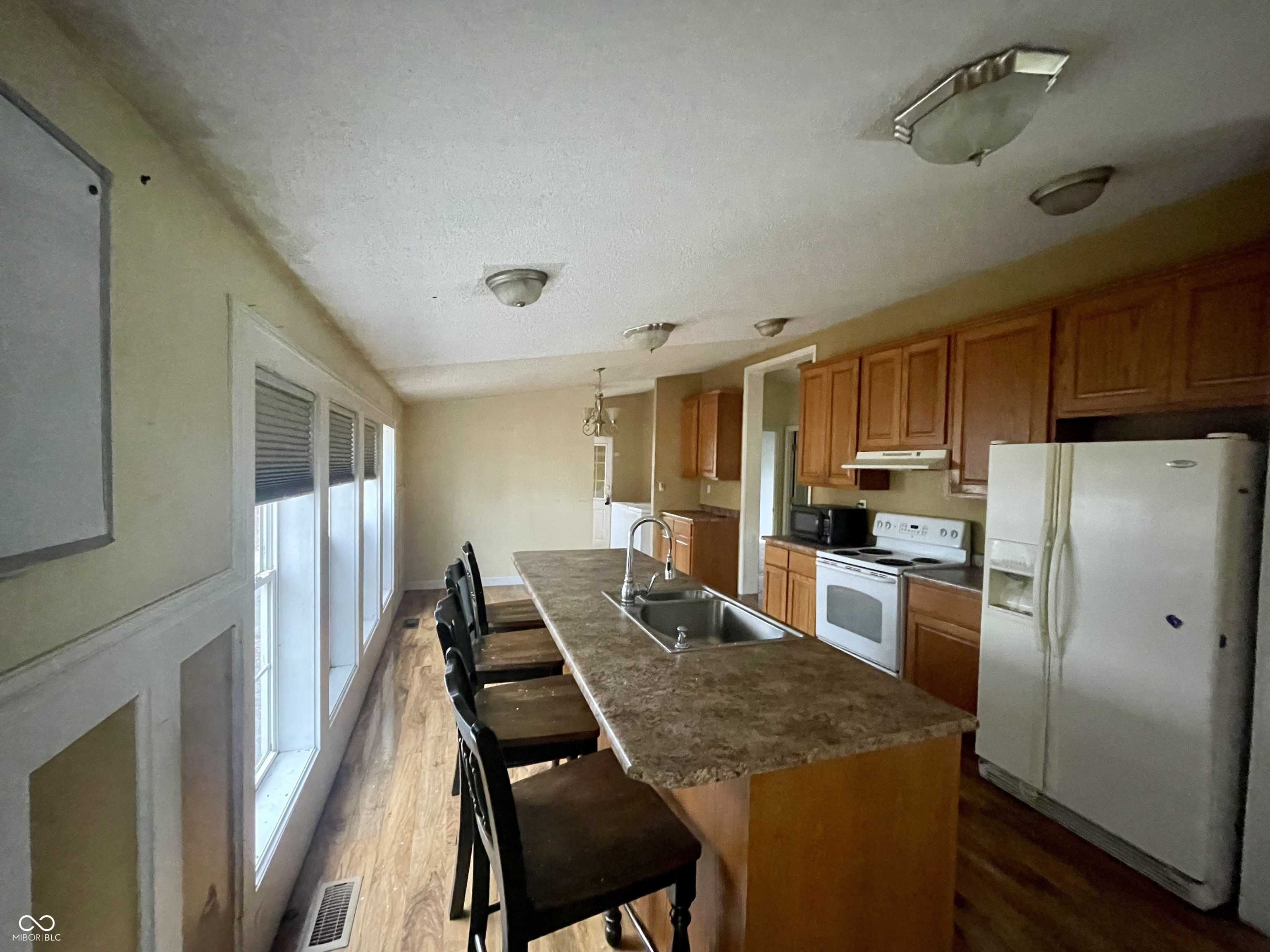 4673 West Ridge Drive Columbus, IN 47203 - Photo 5 of 14