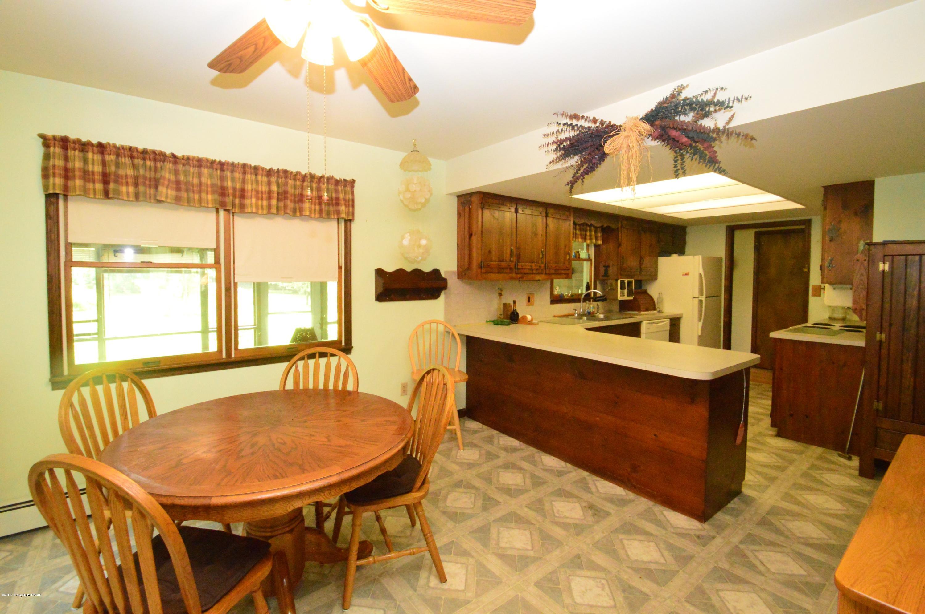 279 Scheller Hill Road Kunkletown, PA 18058 - Photo 8 of 38 Kitchen