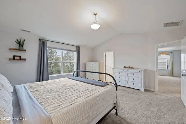 $424,900 | 910 Terraces Lane, Hampstead, NC 28443