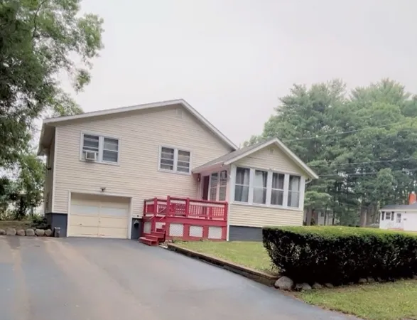 $520,000 | 4 Baltic Avenue, Brockton, MA 02302