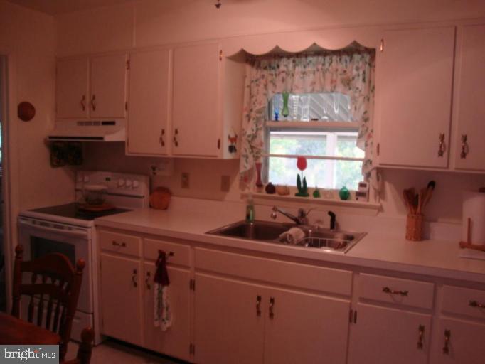 19607 Three Notch Road Lexington Park, MD 20653 - Photo 5 of 10 Kitchen #2