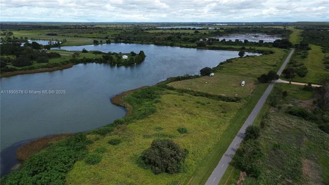 $195,000 | 1940 Old Brewster Road, Fort Meade, FL 33841