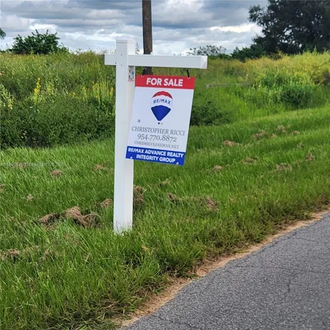 $195,000 | 1940 Old Brewster Road, Fort Meade, FL 33841