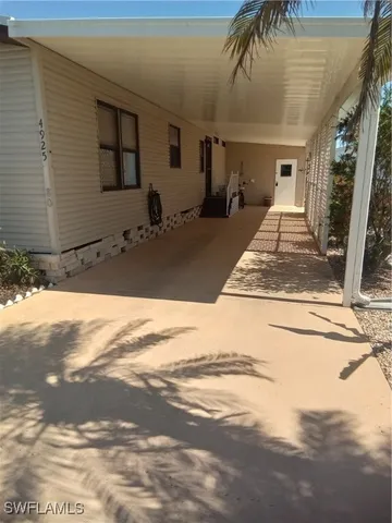 a view of a living room