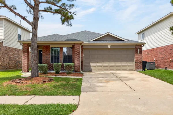 $2,100 | 2915 Morton Cove Lane, Katy, TX 77449
