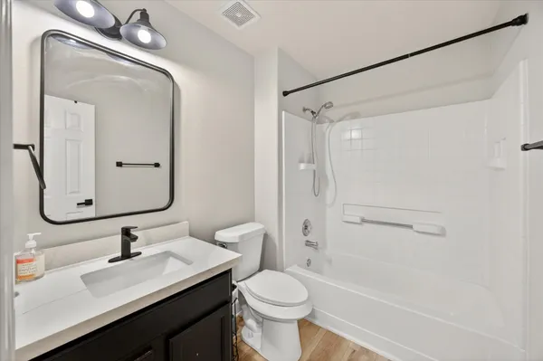 $2,100 | 2915 Morton Cove Lane, Katy, TX 77449
